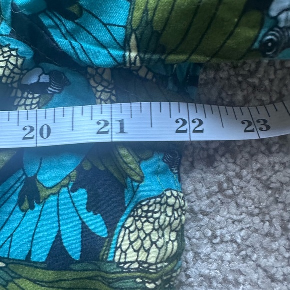 Ditch Plains by Ricky Singh Men’s Blue/Green Parrot Button-Up Shirt - Medium NWT - Picture 7 of 9